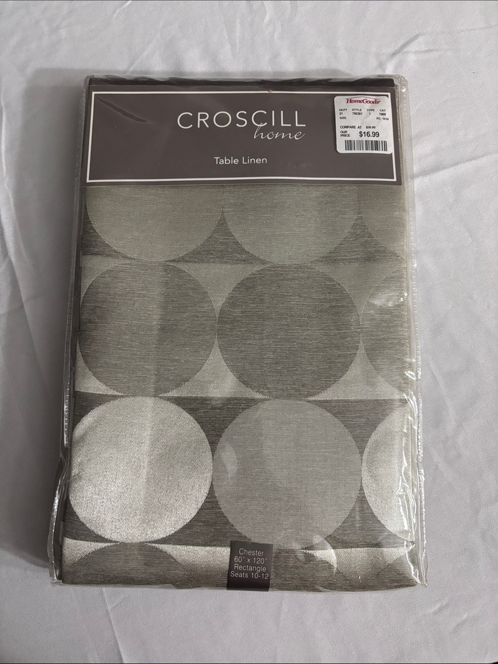 Croscill Home Chester Table Linen - Silver